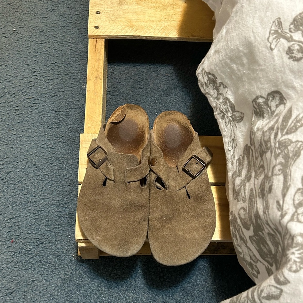 boston birkenstocks. size 6.5 women’s. well worn.